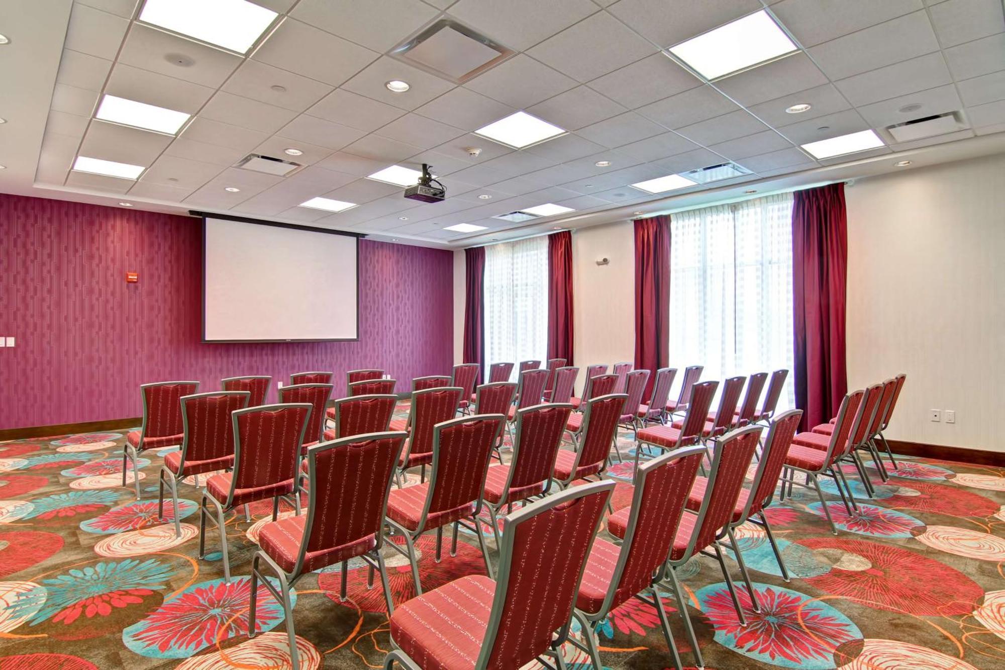 Hotel Hampton & Detroit/troy 3*